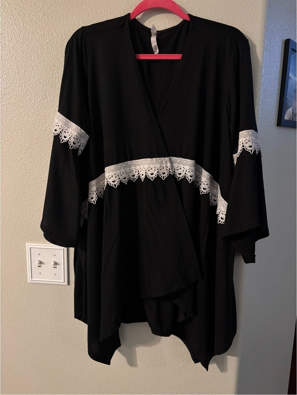NY Collection Woman 2X Black Boho Faux-Wrap Top White Lace Trim Plus Size